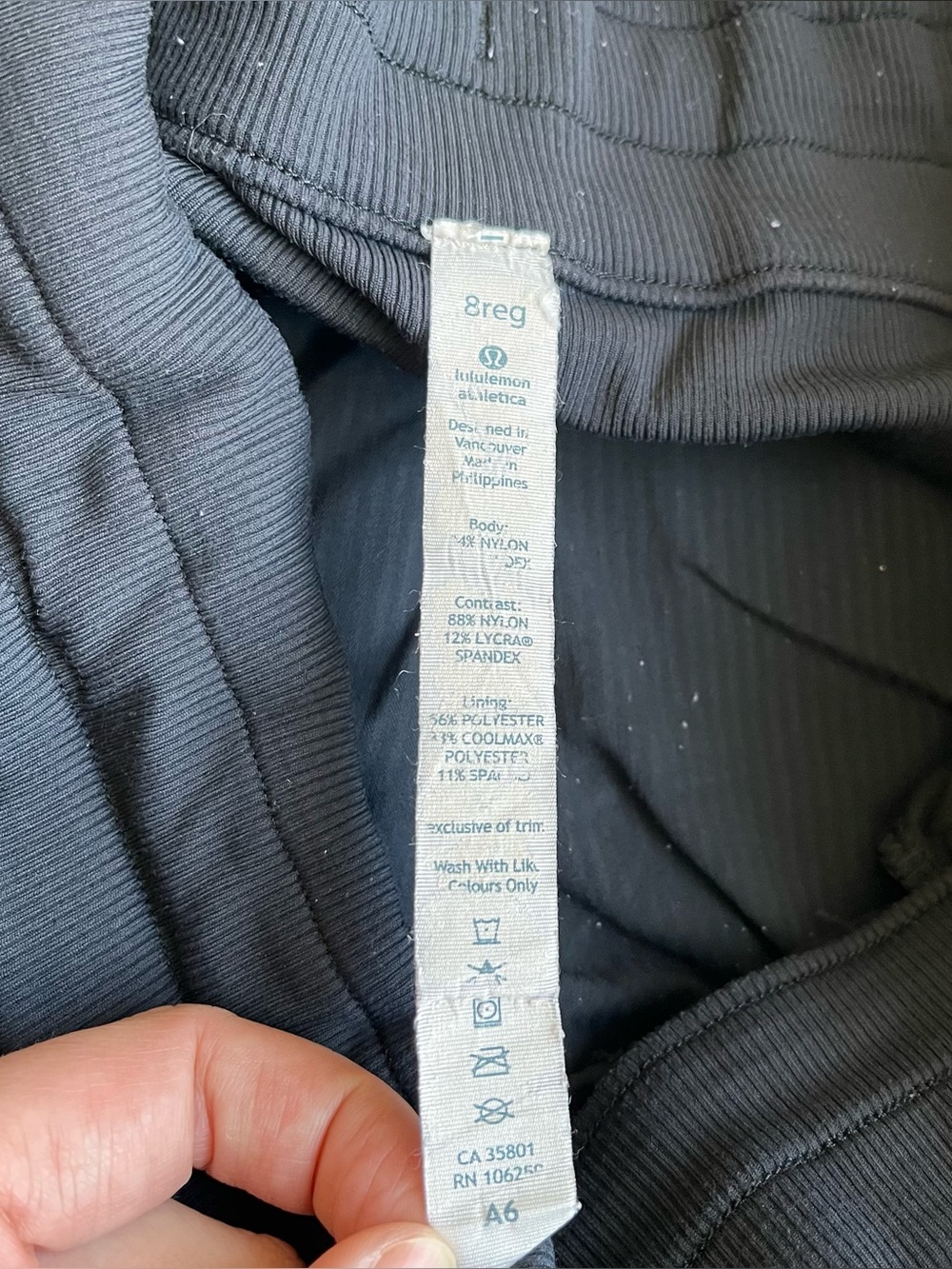 Lululemon Black Dance Studio Pants Size 8 - Picture 3 of 5